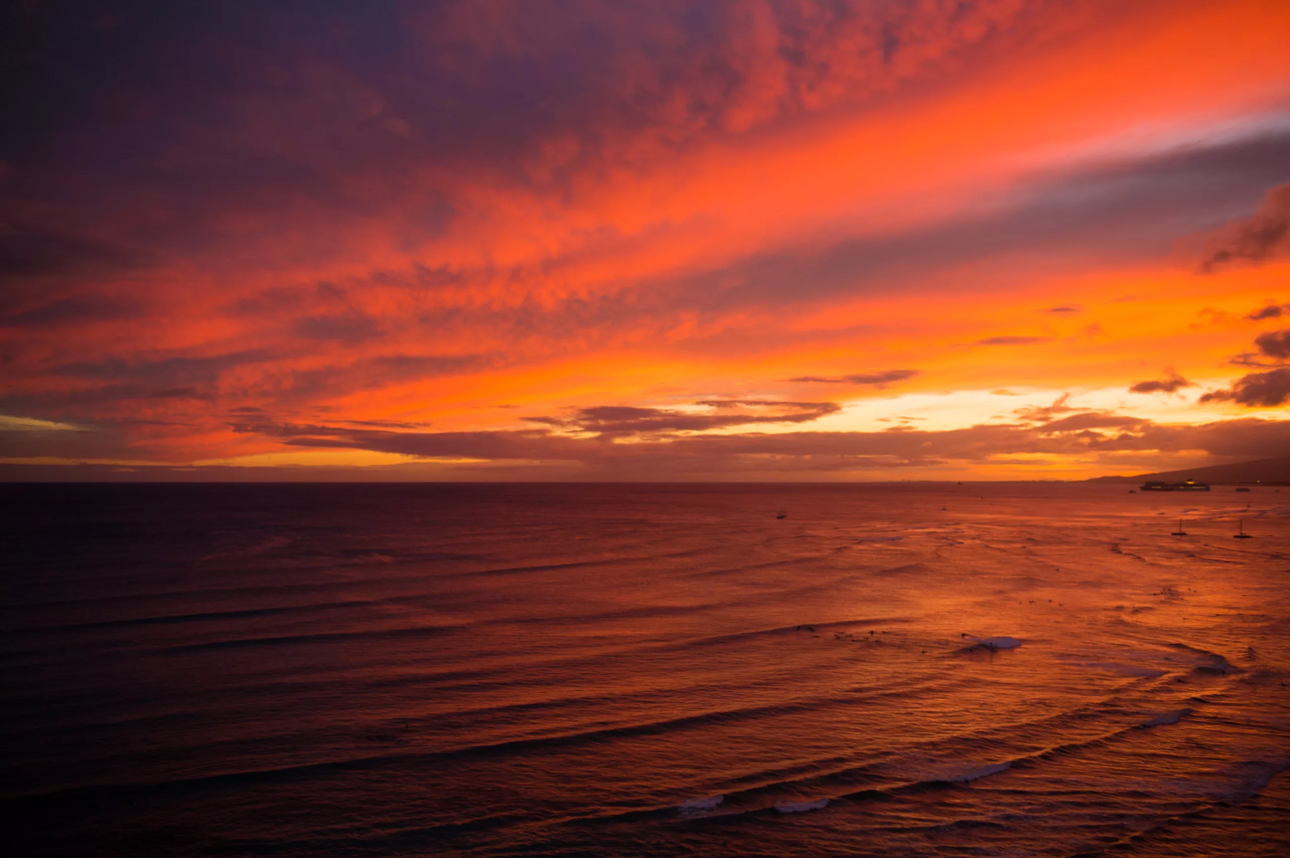 an image of the waikiki sunset taken by waikiki hawaii photographer